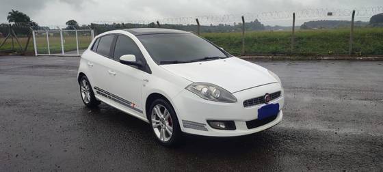 FIAT BRAVO 1.4 16V T-JET GASOLINA 4P MANUAL FIAT BRAVO 1.4 16V T-JET GASOLINA 4P MANUAL